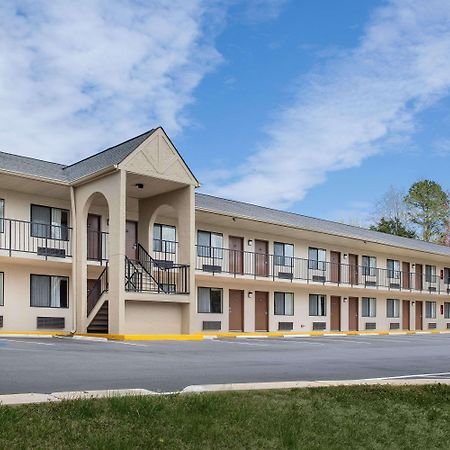 Super 8 By Wyndham Burlington Nc Motel Kültér fotó