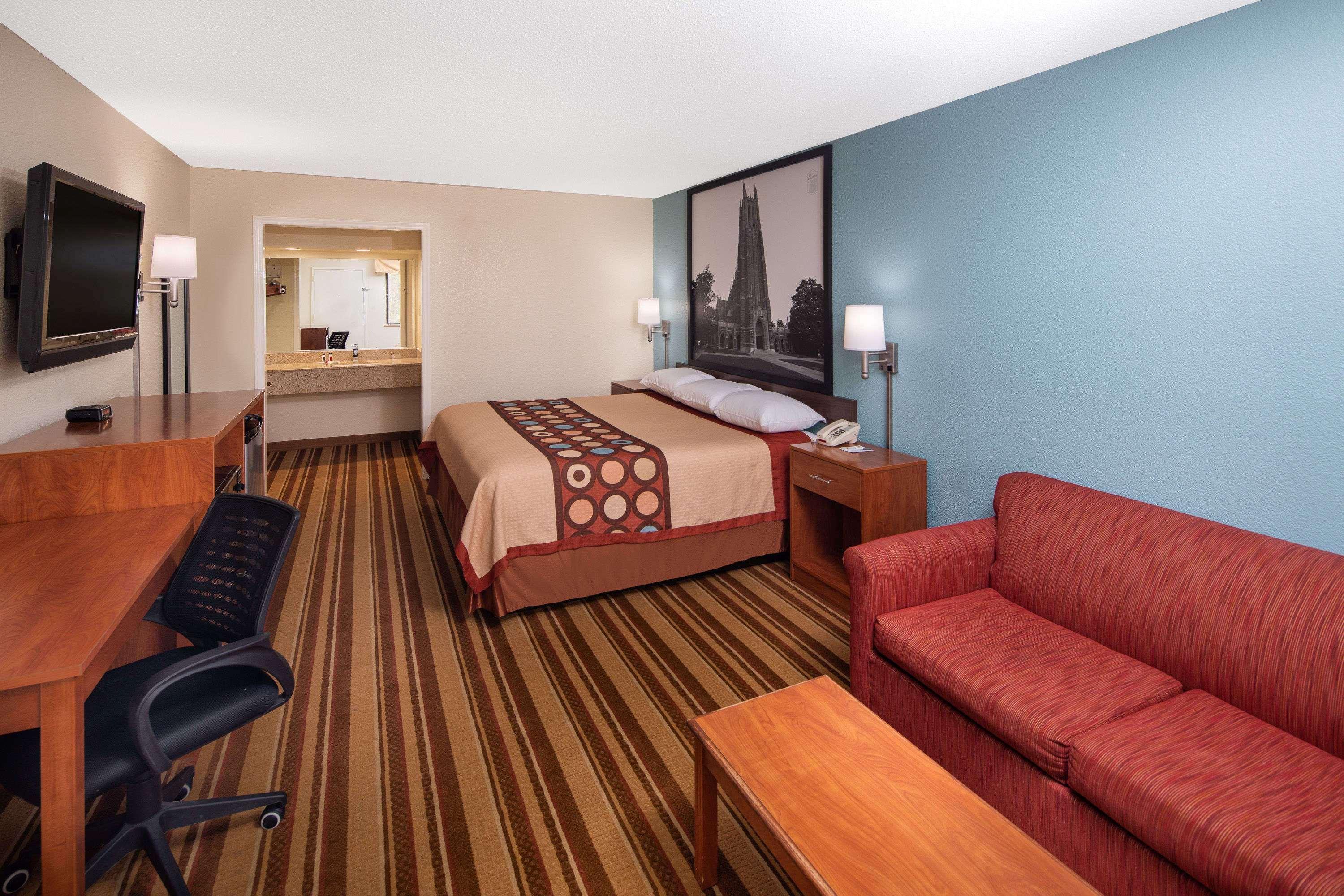 Super 8 By Wyndham Burlington Nc Motel Kültér fotó